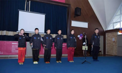 六名華人少年將代表新西蘭國家隊首次出征國際青少年武術(shù)錦標(biāo)賽。(來源：新西蘭中華新聞社)