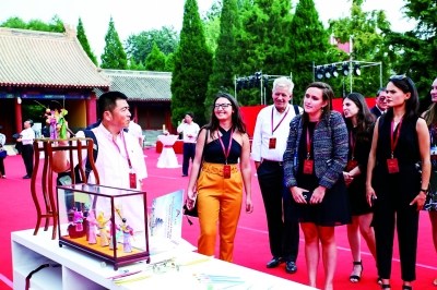 海外旅行商體驗(yàn)北京非遺手工藝 海外旅行商體驗(yàn)北京非遺手工藝