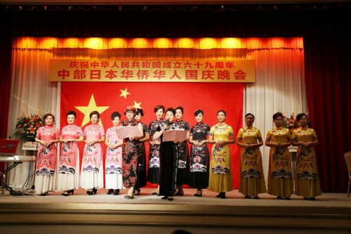  配詩(shī)朗誦《祖國(guó)啊！母親我愛(ài)你》