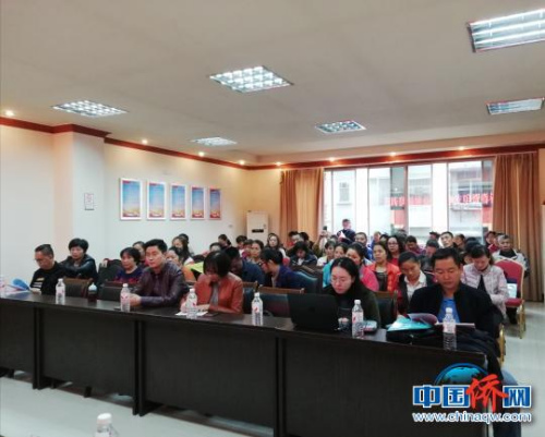 12月3日，歸僑僑眷職業(yè)技能培訓(xùn)班現(xiàn)場。　陸英兵 攝
