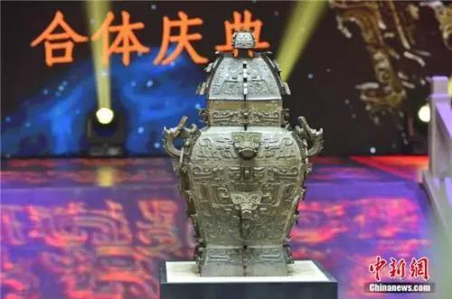 “方罍之王”皿方罍的器身與器蓋合二為一。<a target='_blank' >中新社</a>發(fā) 陳飛 攝