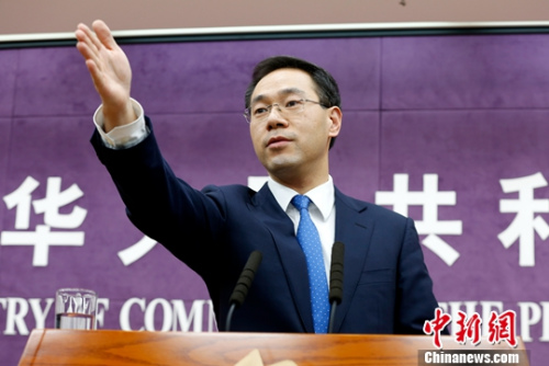 12月20日，中國商務(wù)部在北京舉行例行新聞發(fā)布會，發(fā)言人高峰回答記者提問。<a target='_blank' >中新社</a>記者 李慧思 攝
