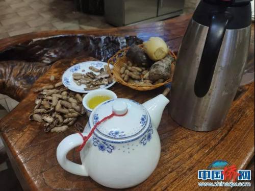 老爸茶。吳侃 攝