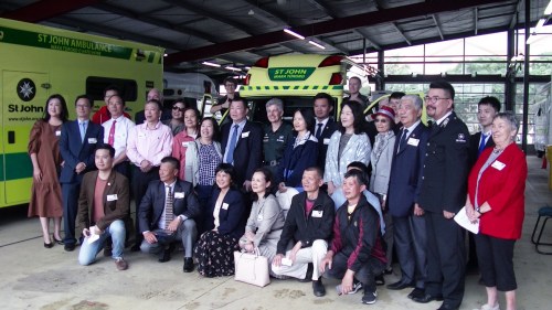 St John新西蘭大北區(qū)營銷和募捐總經(jīng)理Di Senior女士主持了捐車啟用祈福儀式。