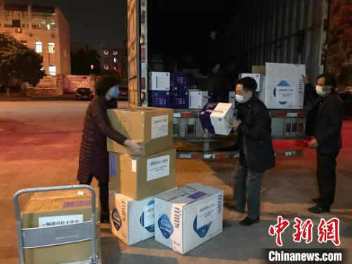 致公黨福清市委會攜手海外洪門捐贈物資支援家鄉(xiāng)抗疫?！∴嵥刹?攝