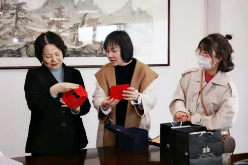 圖片來源:江蘇省僑聯(lián)網(wǎng)站 圖片來源:江蘇省僑聯(lián)網(wǎng)站