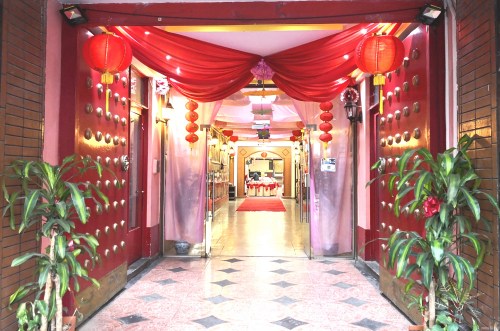 阿中福清會館迎賓長廊。（阿根廷華人網）