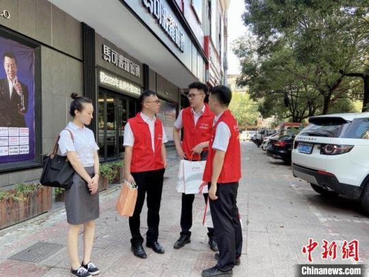 游智彬在杭州創(chuàng)業(yè)打拼?！∈茉L者 供圖 攝
