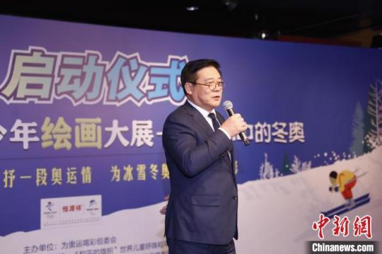 中國(guó)美術(shù)家協(xié)會(huì)分黨組書記、駐會(huì)副主席徐里 張敏霞 供圖