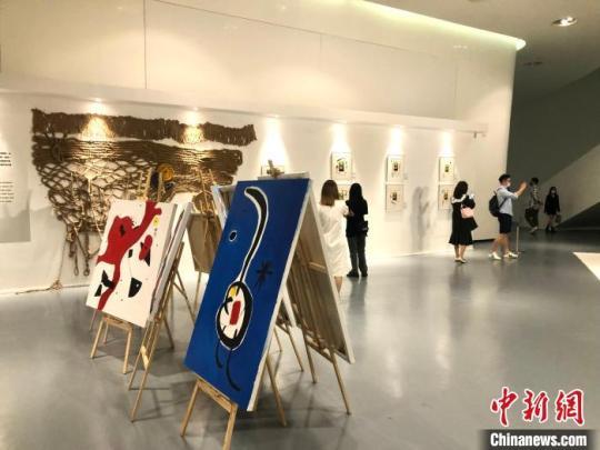 胡安·米羅藝術展灣區(qū)上線 深圳青年致力推廣中西文化交流