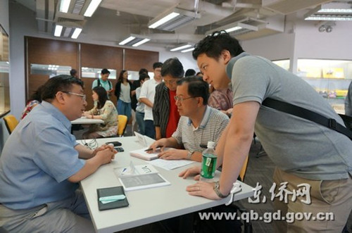 中國僑網(wǎng)律師與僑企開展“一對一”咨詢服務