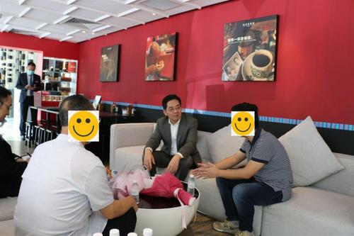 中國僑網(wǎng)(圖片來源:“領(lǐng)事直通車”微信公眾號(hào))