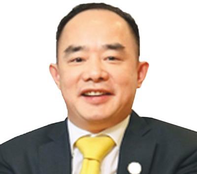 中國僑網(wǎng)新加坡華源會(huì)會(huì)長王泉成