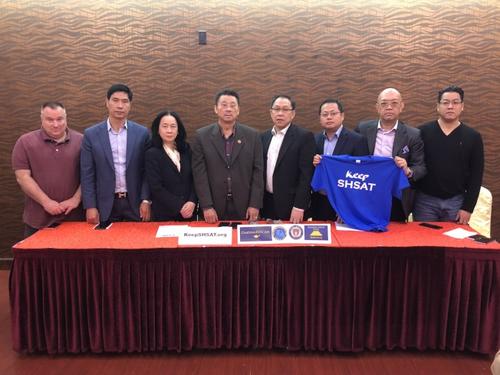 中國僑網紐約華裔社區(qū)組織呼吁關心特殊高中議題的民眾出席活動。(美國《世界日報》/顏潔恩 攝)