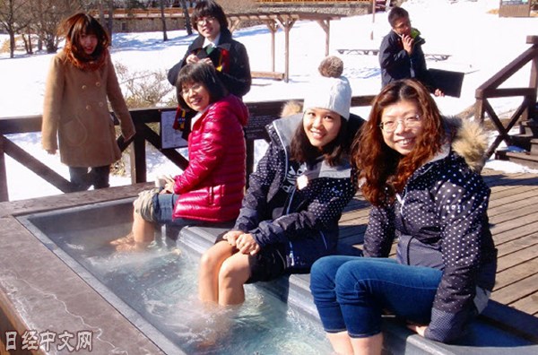 中國(guó)僑網(wǎng)日本旅游企業(yè)加緊強(qiáng)化訪日中國(guó)游客業(yè)務(wù)(日經(jīng)中文網(wǎng)圖片)
