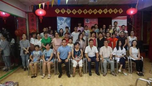 中國僑網(wǎng)全體學(xué)員合影(西班牙馬德里華助中心)