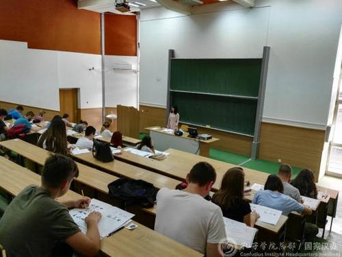 中國僑網(wǎng)考試現(xiàn)場(chǎng)
