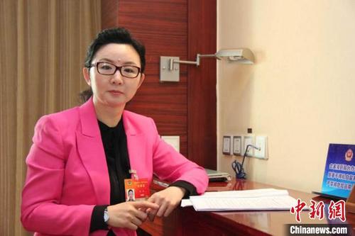 中國僑網(wǎng)全國人大代表、吉林外國語大學(xué)校長秦和(資料圖)吉林外國語大學(xué)供圖
