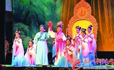 中國僑網(wǎng)潮劇《寶蓮燈》劇照。