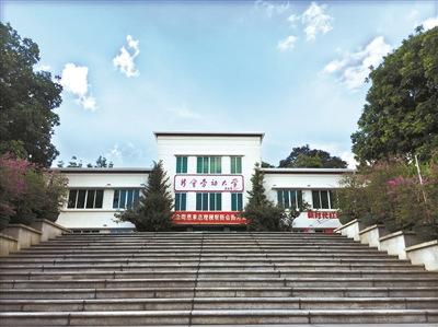 中國僑網(wǎng)勞動(dòng)大學(xué)等7處建筑被納入首批《江門市歷史建筑名錄》。