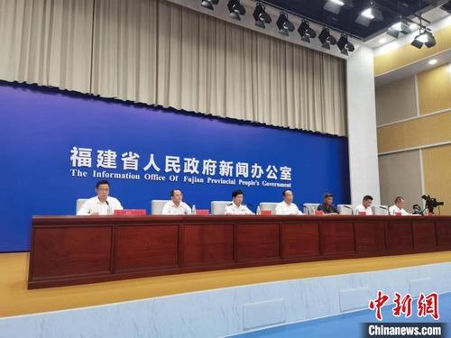 中國僑網(wǎng)新聞發(fā)布會(huì)現(xiàn)場。 鄭江洛 攝