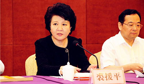 裘援平強(qiáng)調(diào)，今后國(guó)內(nèi)僑政工作的主要任務(wù)是重點(diǎn)加強(qiáng)政策法律、涉僑事務(wù)、僑界民生和事業(yè)發(fā)展4個(gè)服務(wù)及其平臺(tái)機(jī)制建設(shè)，著力優(yōu)化政府職能、推進(jìn)依法護(hù)僑、拓展工作領(lǐng)域、加強(qiáng)統(tǒng)籌協(xié)調(diào)，以改革創(chuàng)新精神銳意進(jìn)取、真抓實(shí)干，推動(dòng)國(guó)家僑務(wù)事業(yè)不斷發(fā)展。