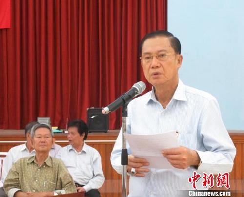 中國(guó)僑網(wǎng)資料圖:圖為2014年7月楊啟秋在華社聚會(huì)上致辭。