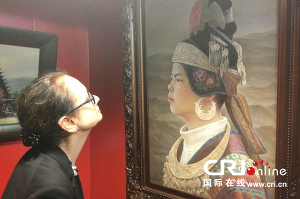 中國(guó)僑網(wǎng)“親情中華-多彩貴州”油畫展巴黎開(kāi)幕