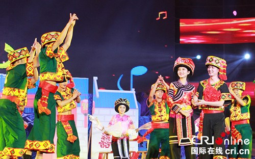 中國(guó)僑網(wǎng)2014瀾滄江·湄公河流域國(guó)家文化藝術(shù)節(jié)閉幕