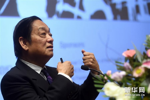 7月21日,韓美林在發(fā)布會上致辭。(新華社記者