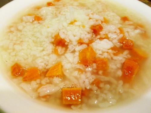 中國僑網(wǎng)紅薯稀飯。(圖片來源:美國《世界日報》)