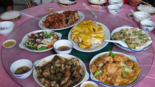 中國(guó)僑網(wǎng)華裔夫妻悉尼開(kāi)首家客家菜館(澳洲網(wǎng)/SBS)